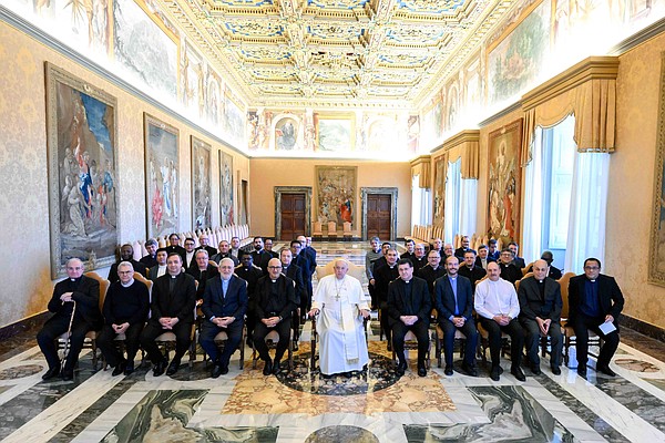 20241028T1045 POPE SCALABRINIANS MIGRANTS 1784242_t600