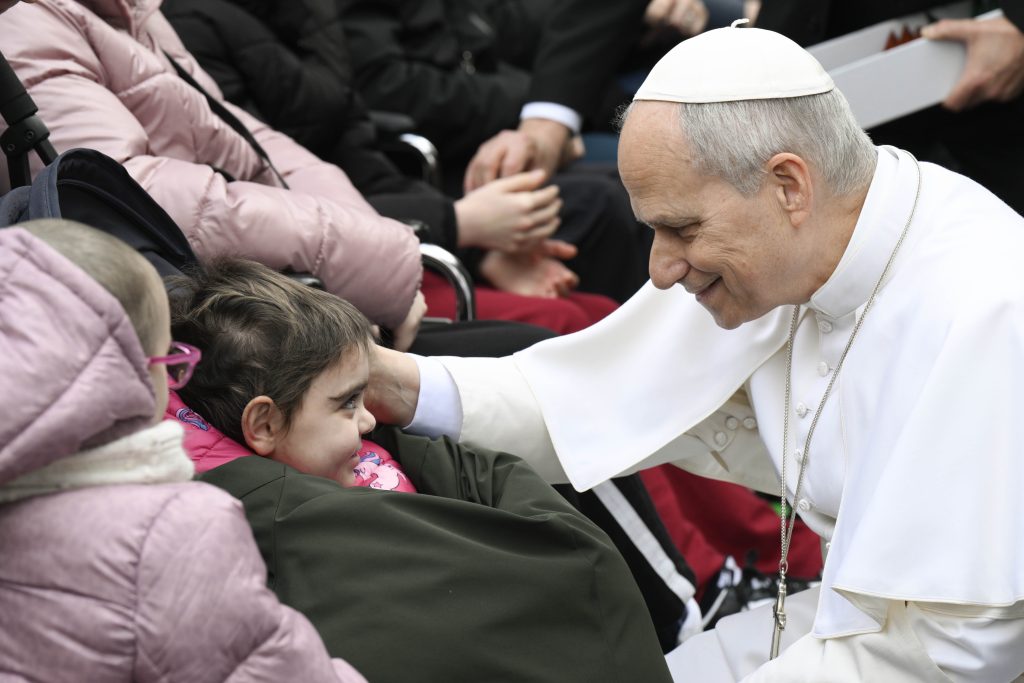 20260211T1200 POPE LEO PRAYS LOURDES GROTTO VATGARDENS 1813048 1