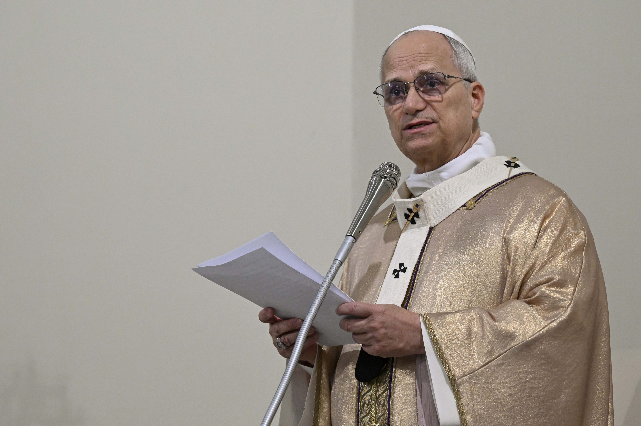 20260315T1545 POPE PARISH ROME MAR15 1815214