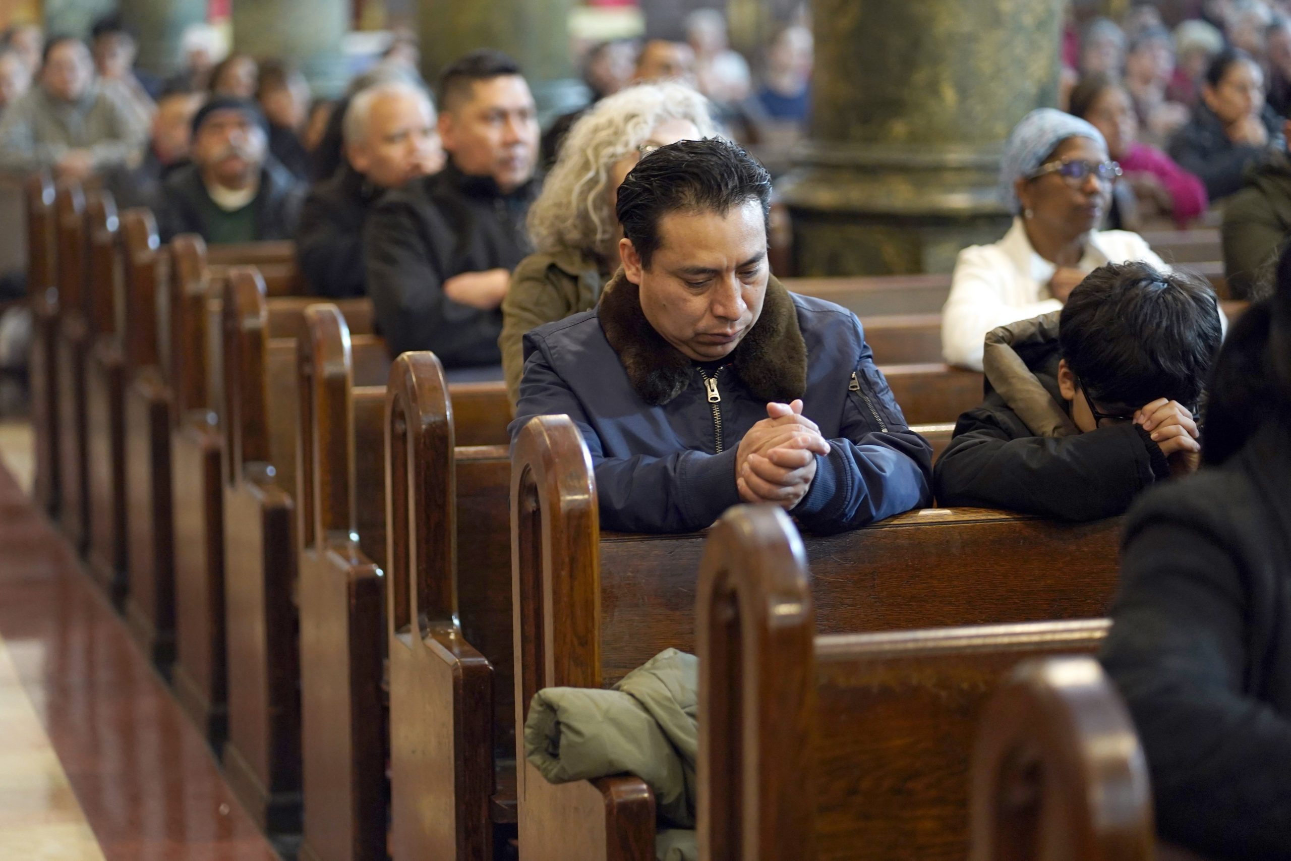 20260528T1345 PEW POLITICS IN CHURCH 1820570 2 1
