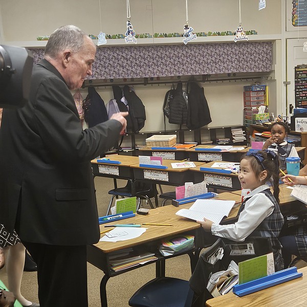 CSW Bishops_visits_to_schools Sacred_Heart_t600