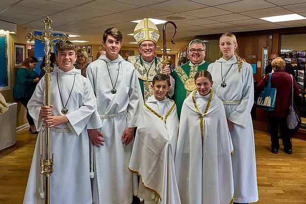 Church_of_Epiphany_50th_Ann_85_2_t600