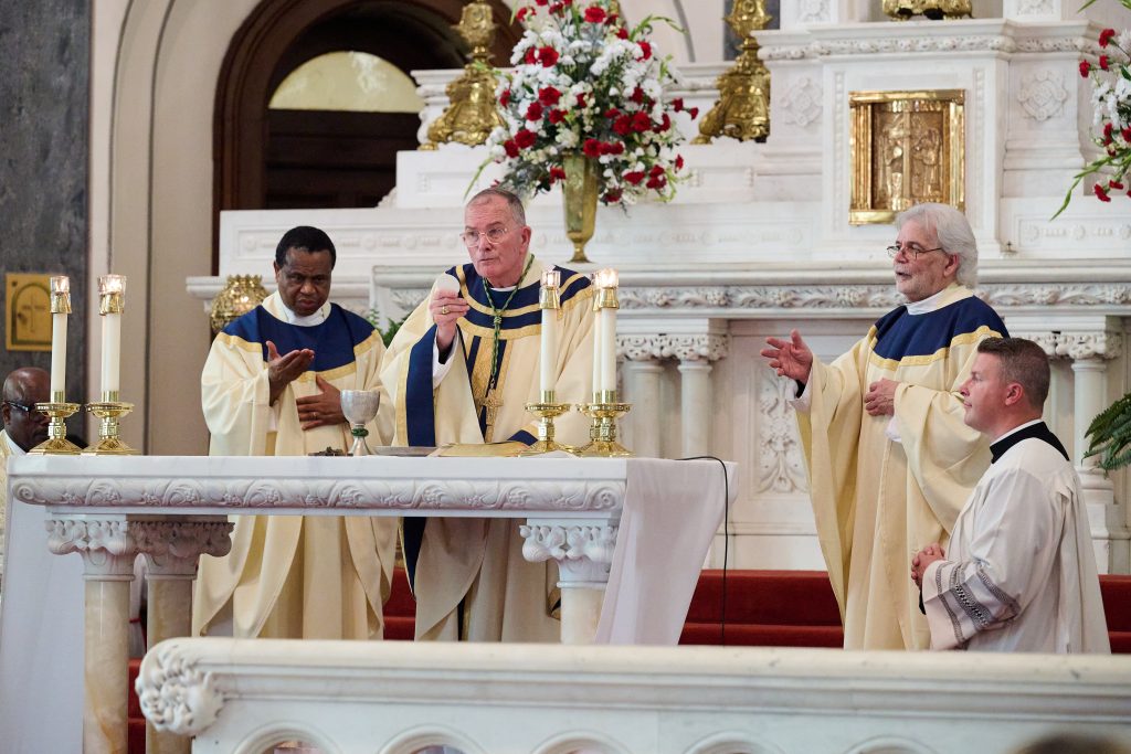 FeastDay_SacredHeartTrenton_61426 1055