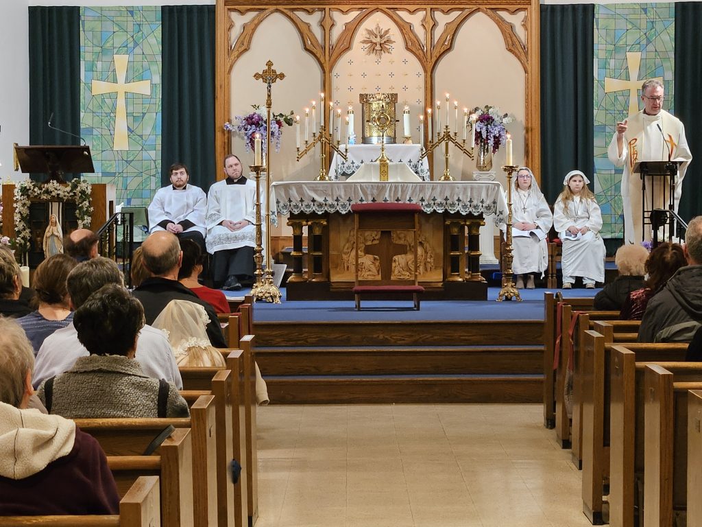 Holy Hour for Peace Bordentown1