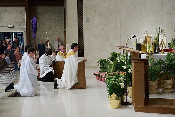 HolyThursday2025 3093_t600