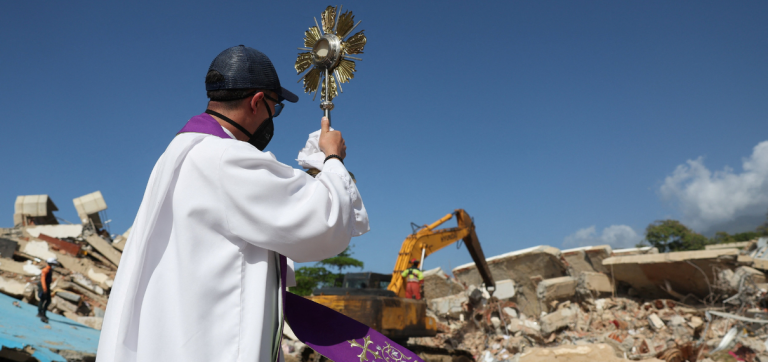 Catholic leaders, aid workers respond to Venezuela earthquakes